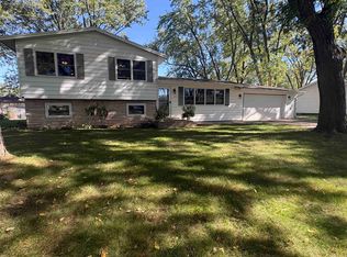 2421 S Dewey Ave, Beloit, WI 53511