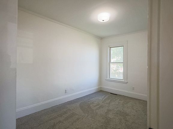 5th image of 19 Central St APT 1