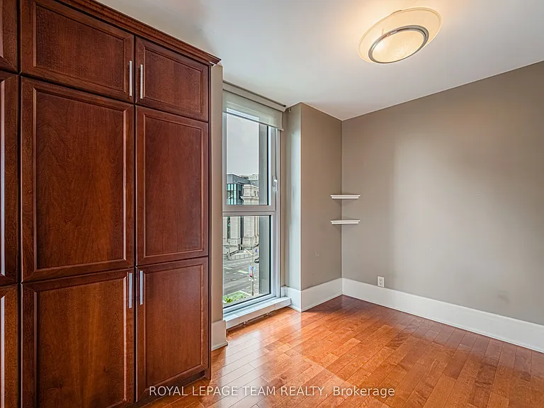 700 Sussex Dr #601 — Photo 15