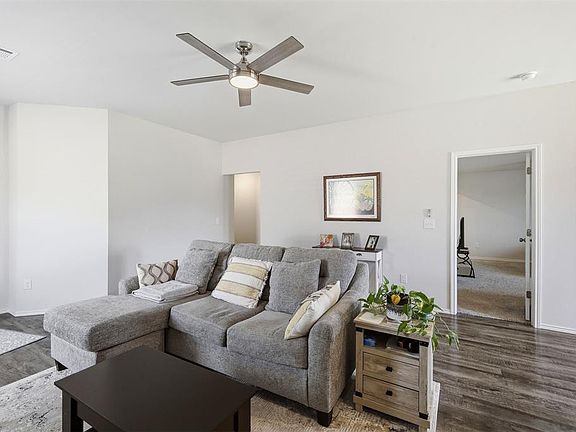 5th image of 6157 Holm Oak Rd