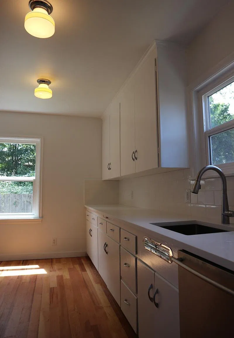 2 bed, 920 sqft, $2,500 — Photo 4