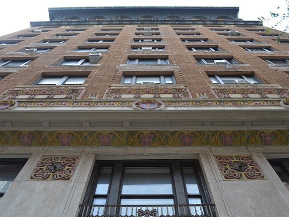 5th image of 828 7th Ave #4E