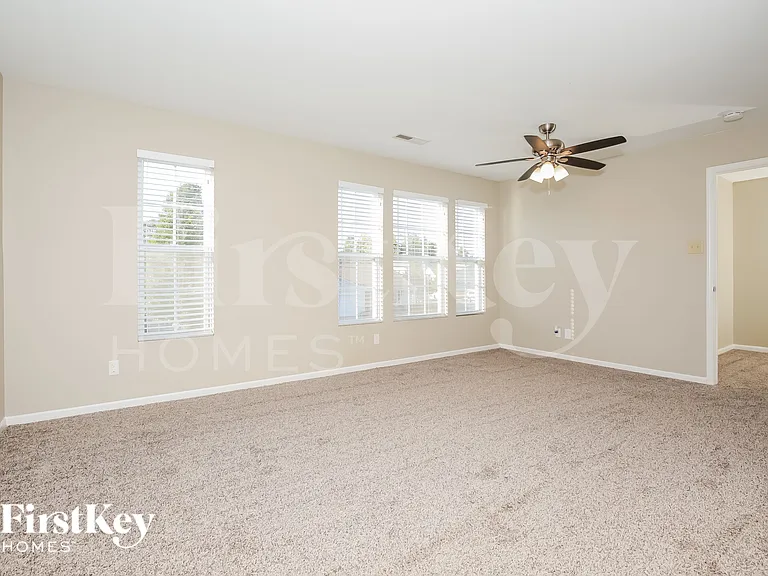 5418 Fairway Forest Dr — Photo 11
