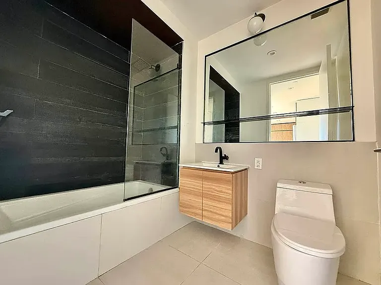 1326 Ocean Ave #6B — Photo 7