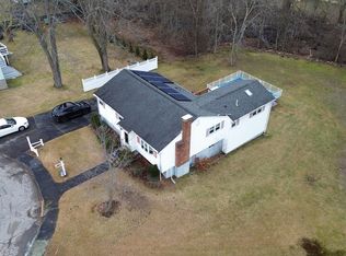 18 Brewster Rd, Randolph, MA 02368