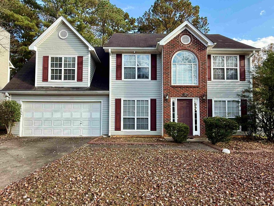 1st image of 661 Simon Park Cir