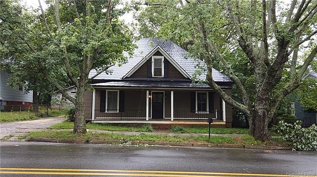 1st image of 328 S Race St