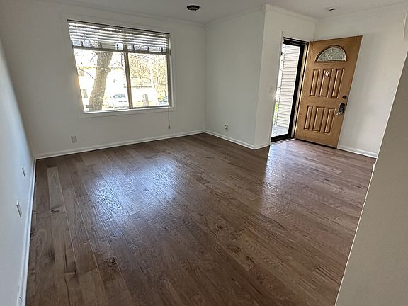 4th image of 4958 Edmondson Pike APT B-9