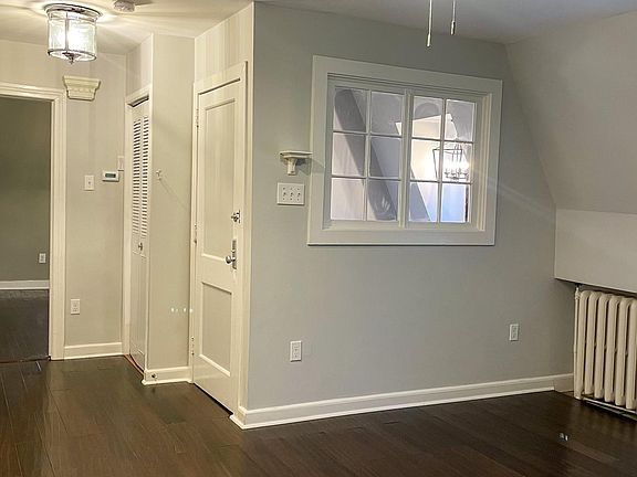 3rd image of 542 E Johnson St Floor 3