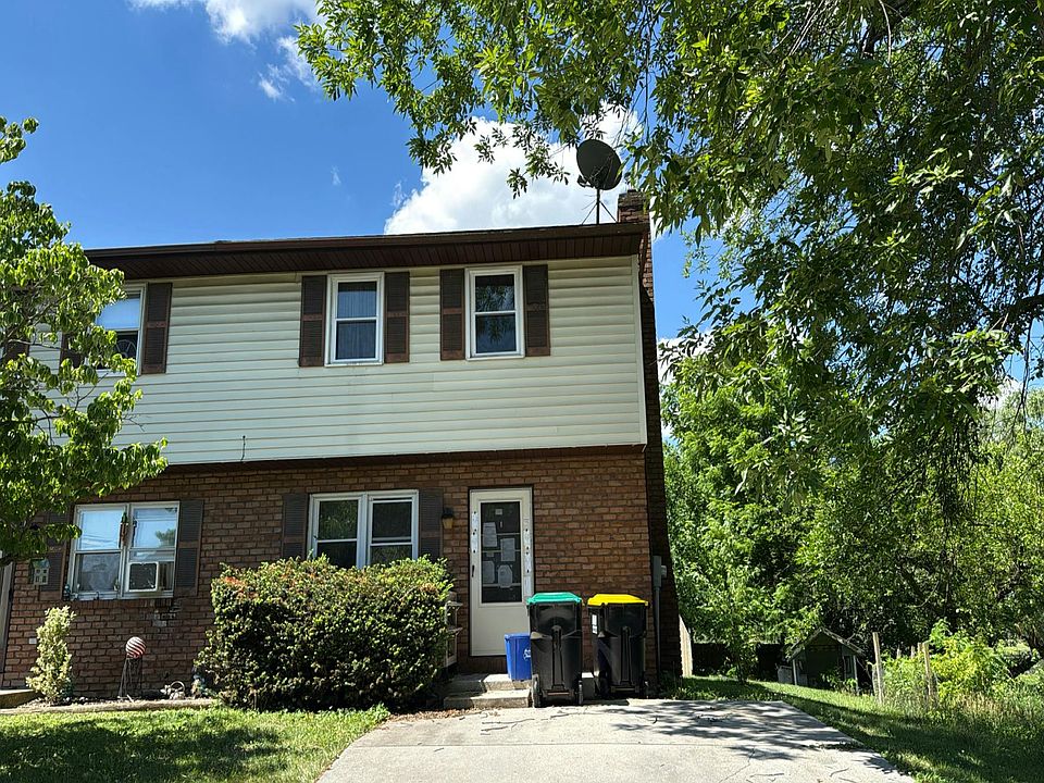 1st image of 207 Stuart Ave