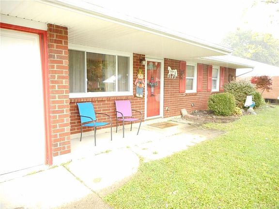 2nd image of 2609 Allenby Pl