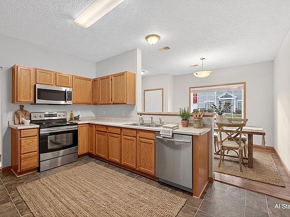 4th image of 7729 Elm Grove Ave