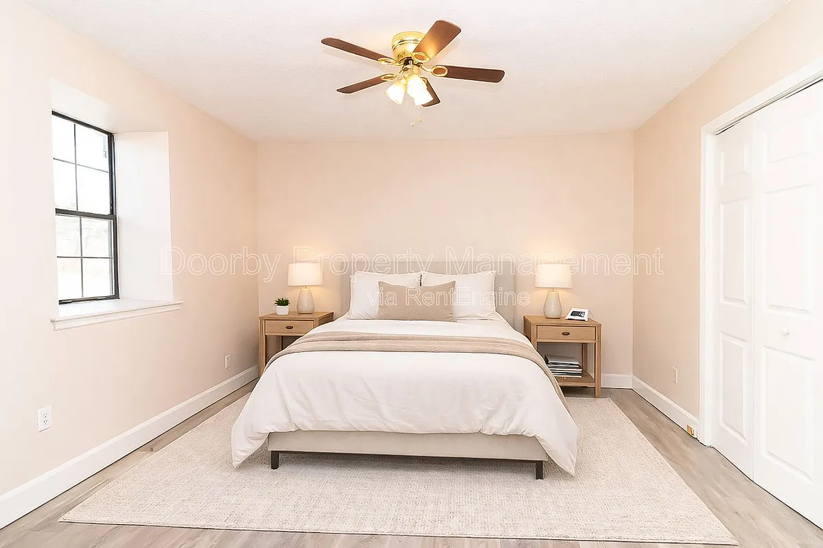 Building Photo - 5102 Tennessee St #58-214