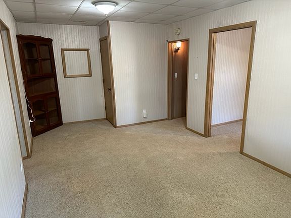2nd image of 520 Park St