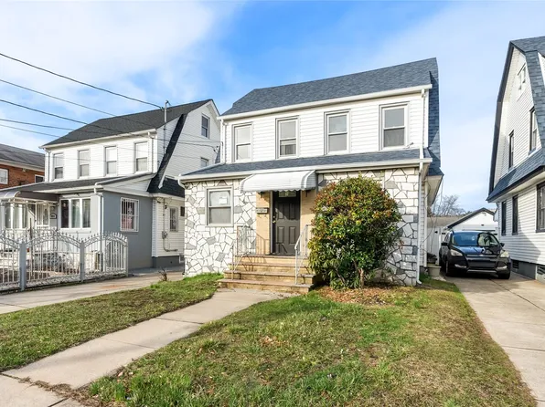 9022 195th Place, Hollis, NY 11423