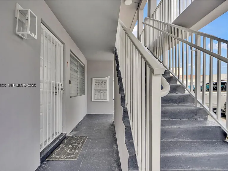 3424 W Flagler St #8 — Photo 2