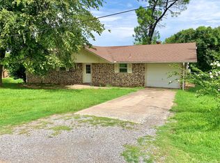 721 Lakeview Dr, Hartshorne, OK 74547