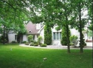 3352 E Danne Rd, Crete, IL 60417