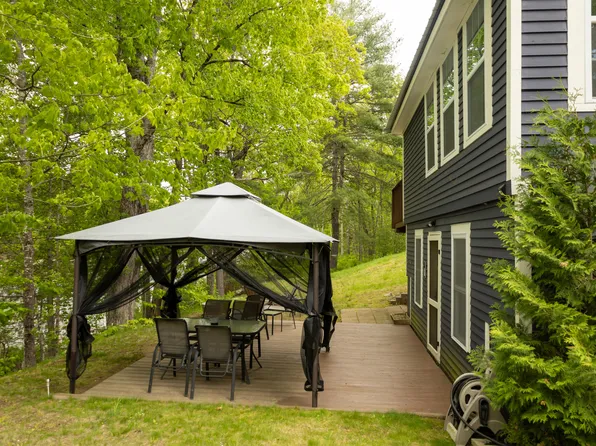 346 River Road, New Portland, ME 04961