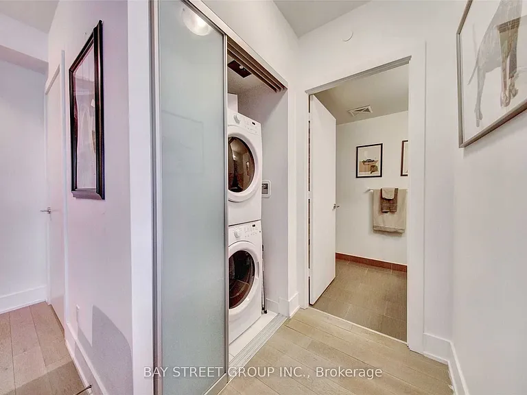 200 Bloor St W #1409 — Photo 12