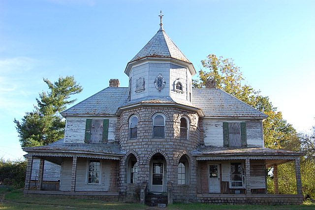 1st image of 53 Hennessee St