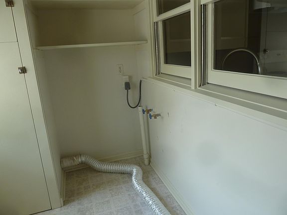5th image of 3146 E 21st St
