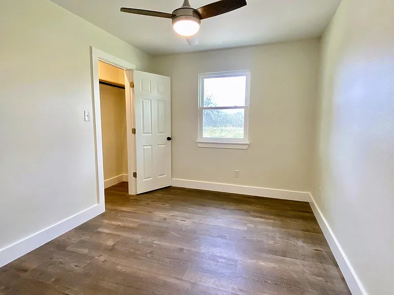 10888 State Park Rd — Photo 28