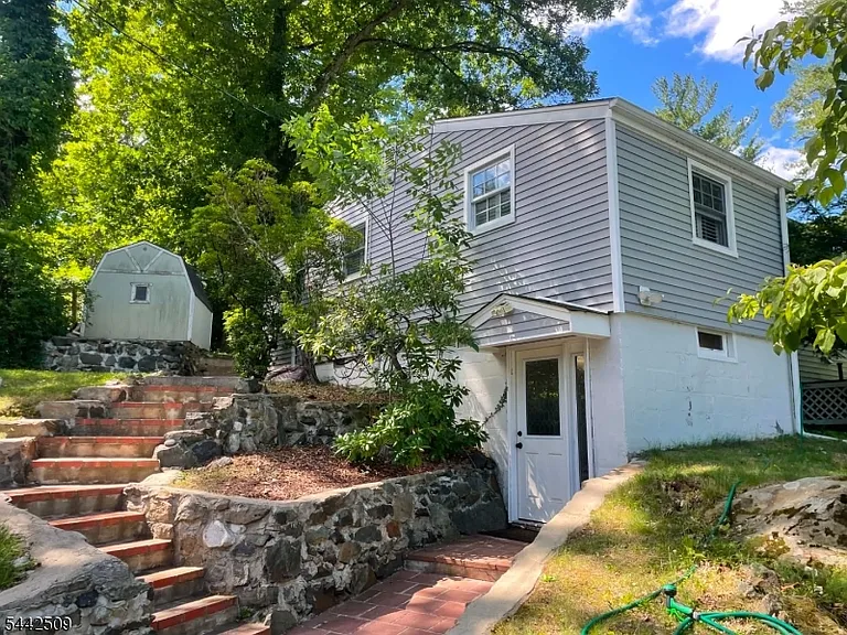 46 Oak Tree Ln — Photo 16