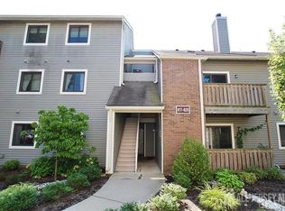818 Ravens Crest Dr, Plainsboro, NJ 08536