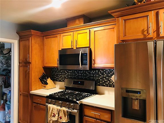 5th image of 21121 Cohasset St