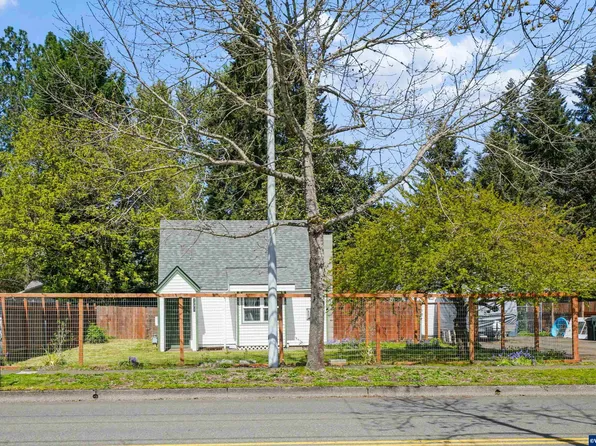 1075 Vista Ave SE, Salem, OR 97302