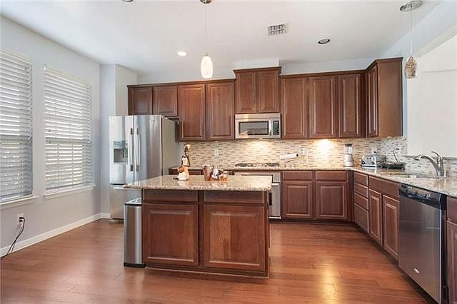 3920 Asbury Ln, Addison, TX 75001 | Zillow