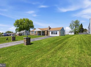 3217 W Mount Kirk Ave, Eagleville, PA 19403