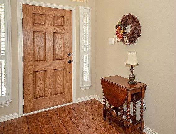 3rd image of 6212 Oakmont Dr