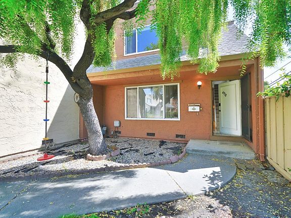 2nd image of 4918 Plaza Escuela