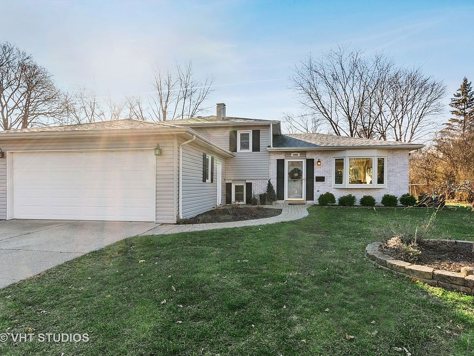 1st image of 1082 Sussex Ln