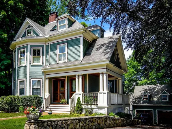 41 Chase St #2, Newton, MA 02459