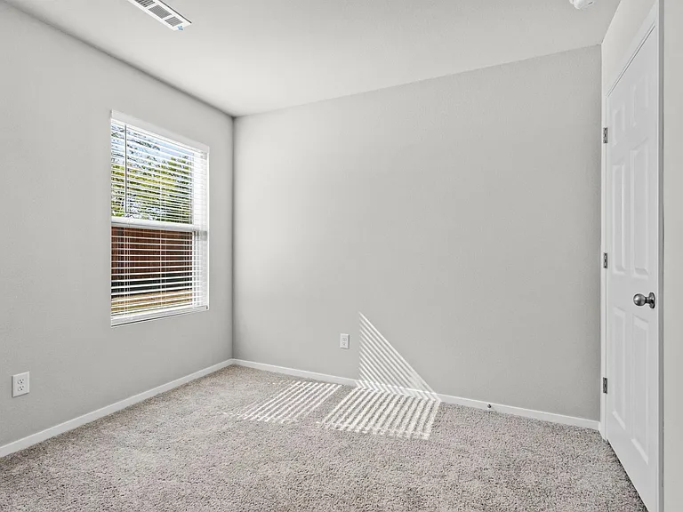 801 Belhaven Rd — Photo 23