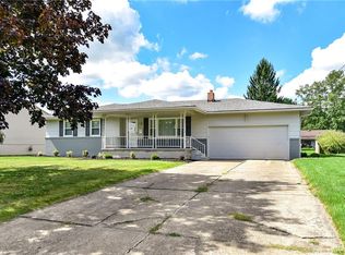 2278 Frostwood Dr, Austintown, OH