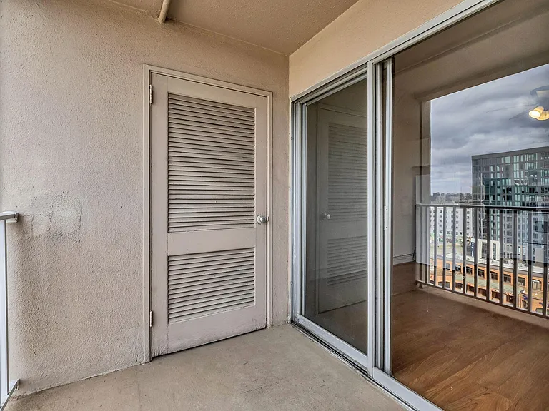 3415 W End Ave #1002E — Photo 9