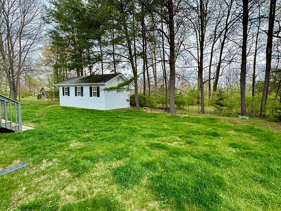 2nd image of 1021 Trevor Dr