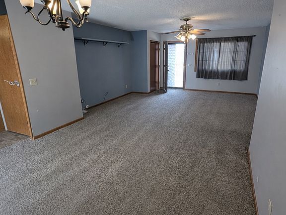 2nd image of 621 N Rolling Hills Dr