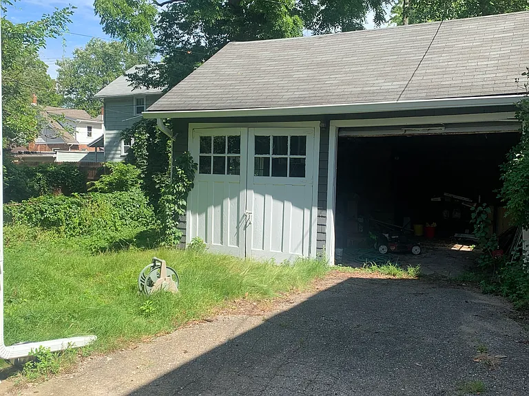 1317 Wells St — Photo 32