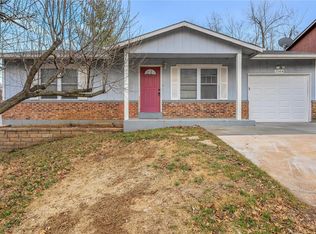 2504 Somerville Dr, High Ridge, MO 63049
