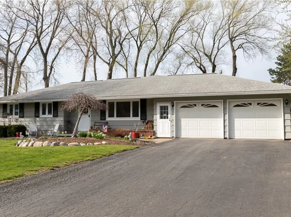 7296 Sandy Shore Dr, Hamlin, NY 14464