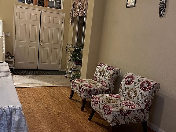 2nd image of 616 Plum Creek Ct