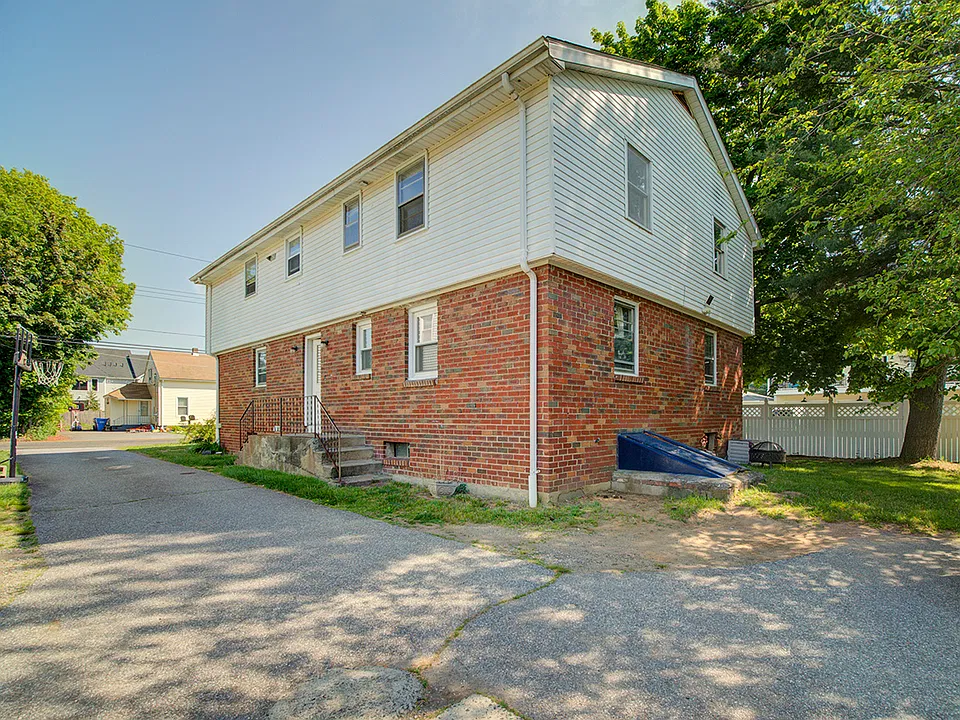 38 Mettler St #B