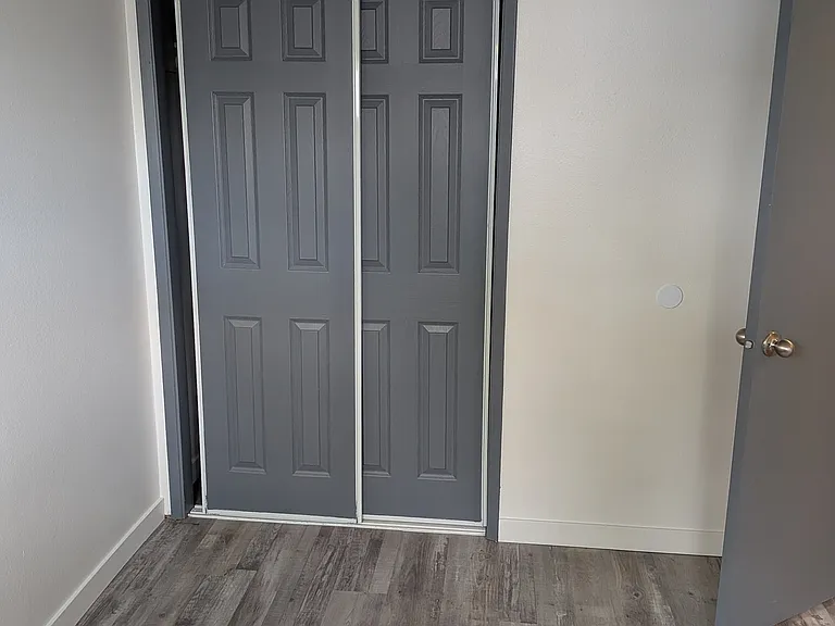 7926 SE Johnson Creek Blvd #2 — Photo 15