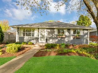 717 Edison St, Geneva, IL 60134