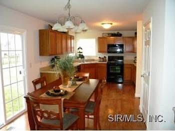 4th image of 3042 Wye Oak Dr